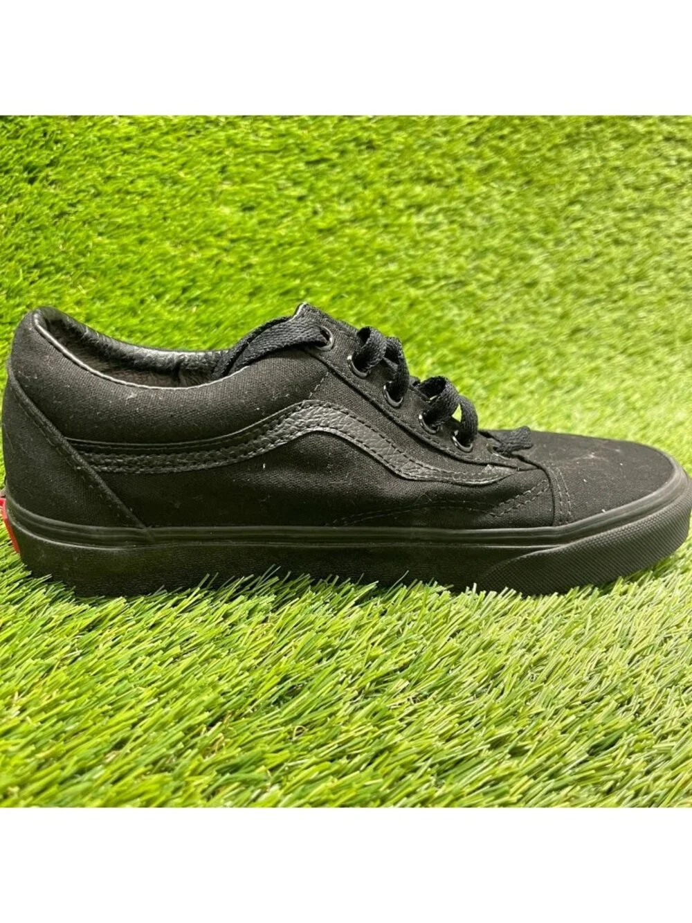 Vans Old Skool Womens Size 7.5 Triple Black Athletic Skateboard Shoes Sneakers